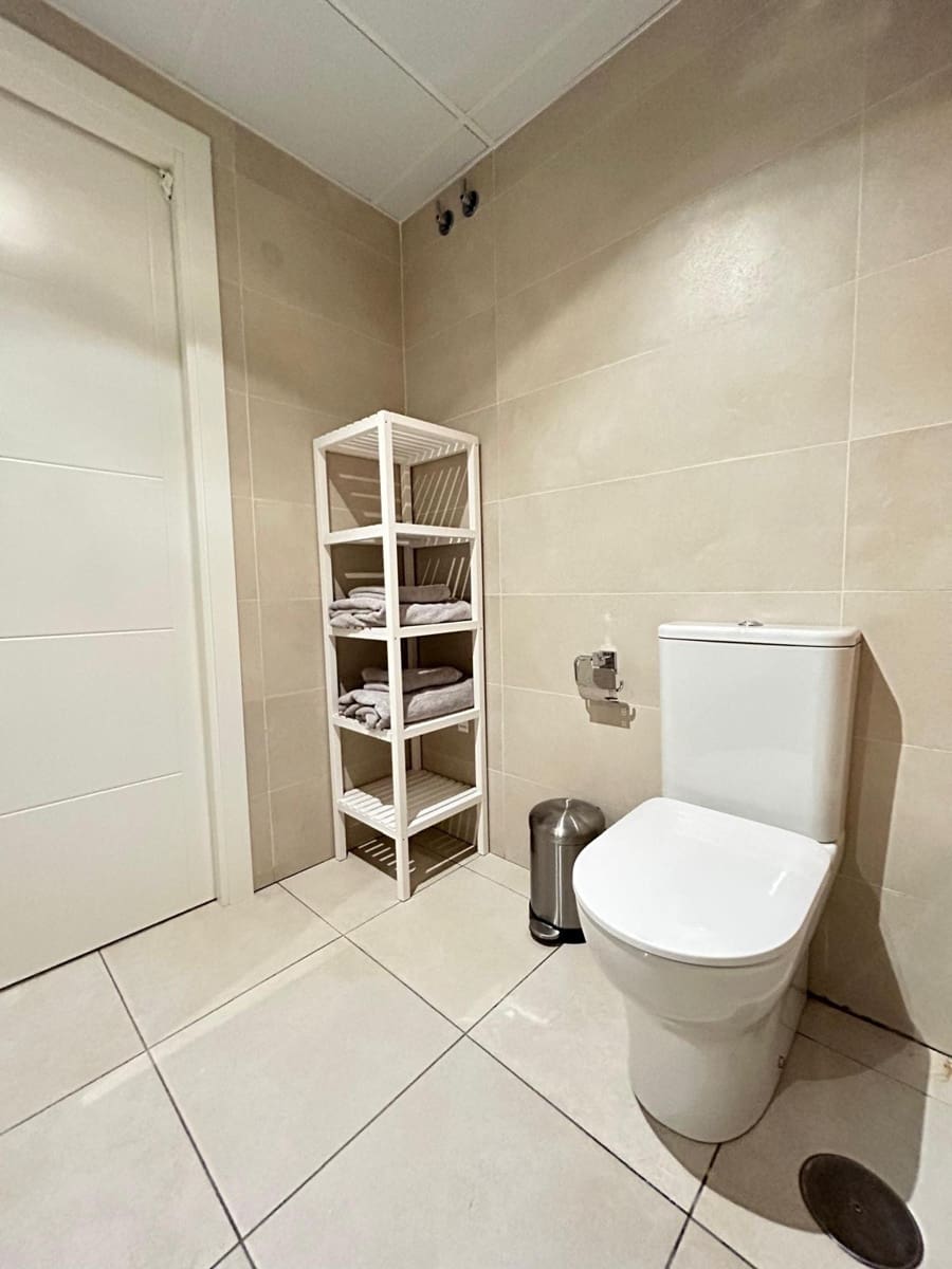 3 bedroom Apartment for rent in Marbella with pool garage - € 2,500 (Ref: 10127610)
