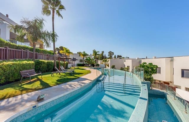 3 chambre Maison de Ville à vendre à Lomas De Marbella, Marbella avec piscine garage - 1 415 000 € (Ref: 10131084)