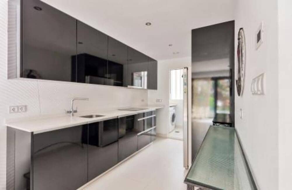 3 slaapkamer Huis te koop in Marbella met zwembad garage - € 1.415.000 (Ref: 10131084)