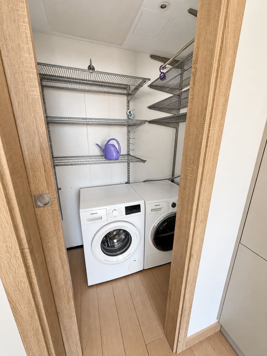 4 quarto Apartamento para arrendar em Benahavis com piscina garagem - 5 600 € (Ref: 10131085)