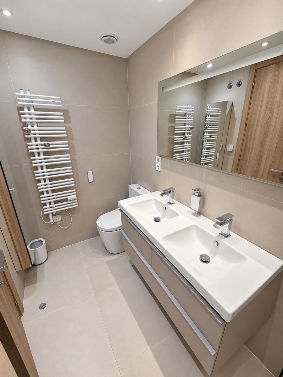 4 quarto Apartamento para arrendar em Benahavis com piscina garagem - 5 600 € (Ref: 10131085)