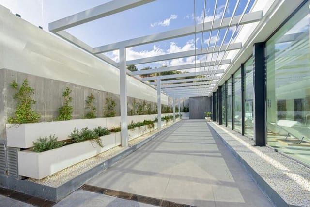 2 soverom Leilighet til salgs i Alto de los Monteros, Marbella med svømmebasseng garasje - € 820 000 (Ref: 10131086)