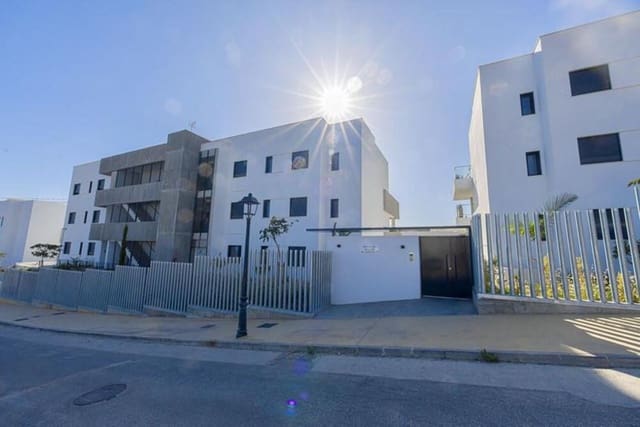 2 soverom Leilighet til salgs i Alto de los Monteros, Marbella med svømmebasseng garasje - € 820 000 (Ref: 10131086)