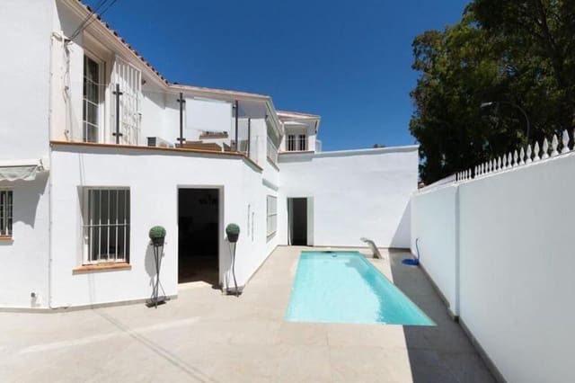 4 sypialnia Willa na sprzedaż w Nueva Alcántara, Marbella z basenem garażem - 1 300 000 € (Ref: 10131089)