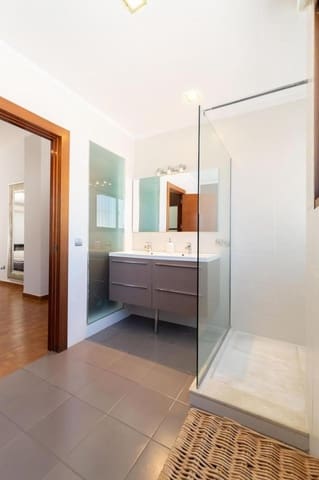 4 sypialnia Willa na sprzedaż w Nueva Alcántara, Marbella z basenem garażem - 1 300 000 € (Ref: 10131089)