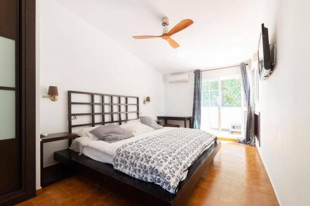 4 bedroom Villa for rent in San Pedro de Alcantara with pool garage - € 3,500 (Ref: 10131090)