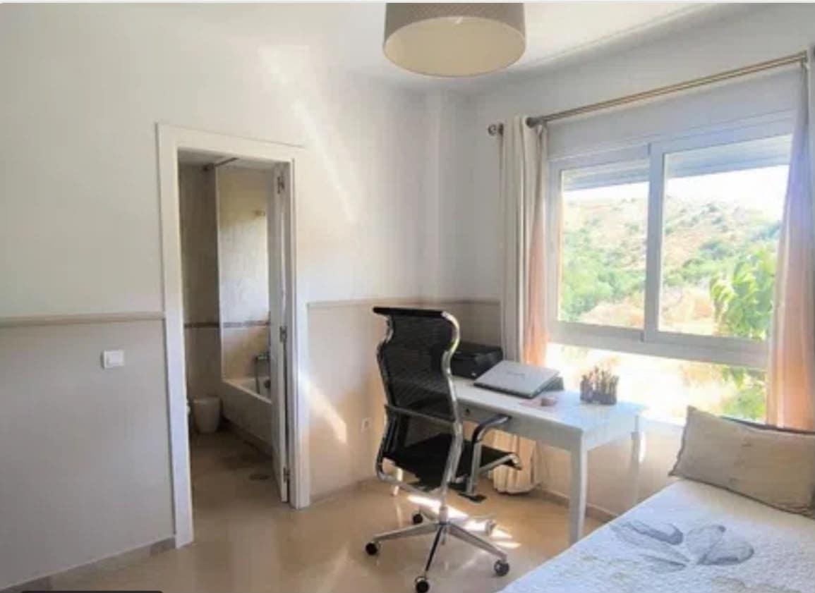 2 sypialnia Apartament na sprzedaż w Sitio de Calahonda z basenem garażem - 330 000 € (Ref: 10135566)