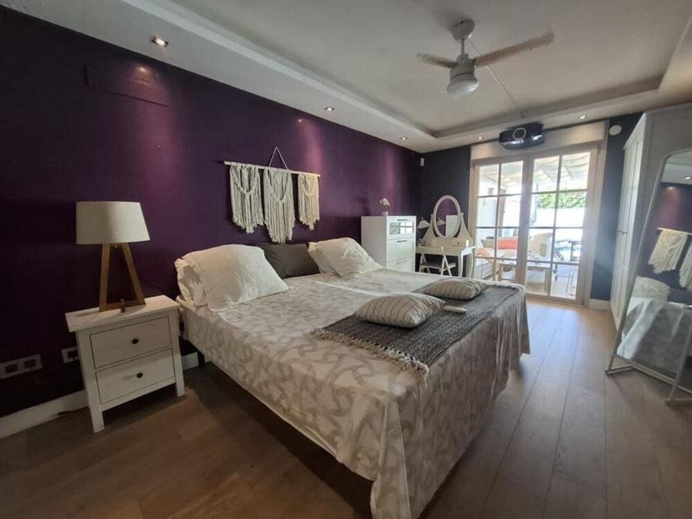 5 soveværelse Villa til leje i Benahavis med swimmingpool garage - € 4.950 (Ref: 10139044)