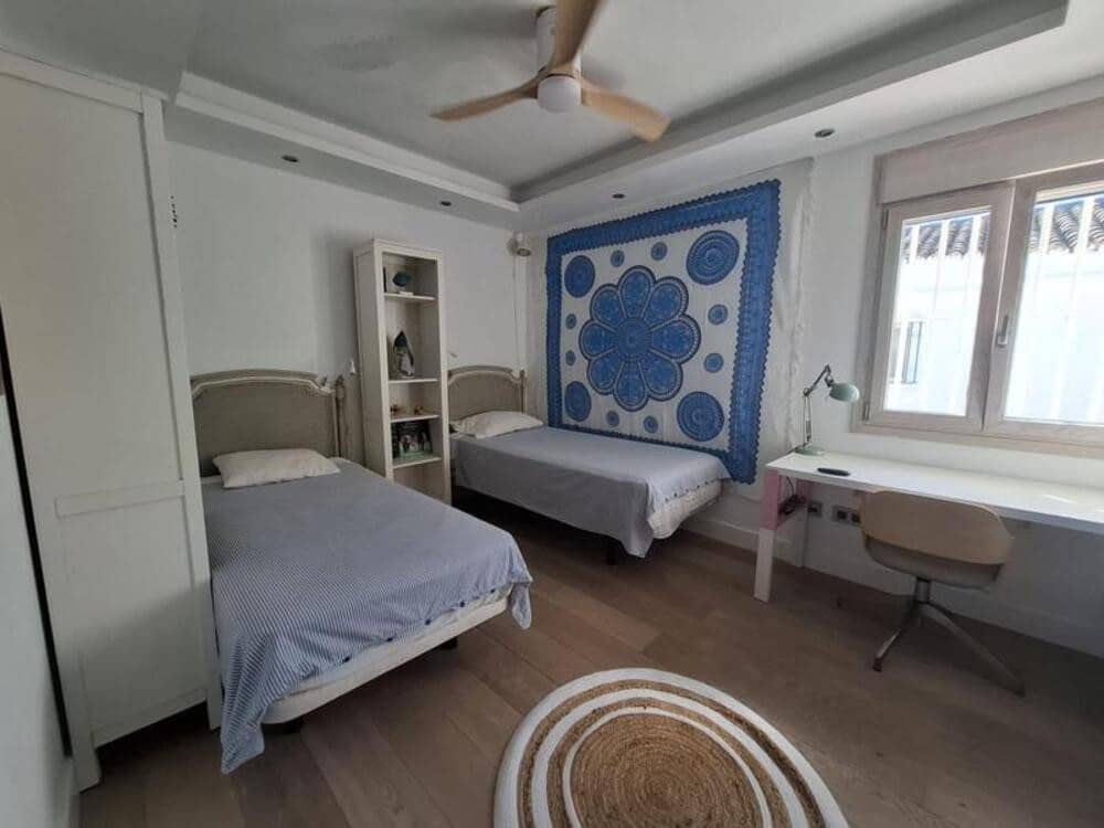 5 soveværelse Villa til leje i Benahavis med swimmingpool garage - € 4.950 (Ref: 10139044)