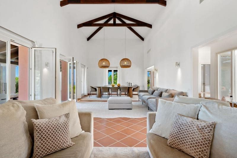6 soveværelse Villa til leje i Benahavis med swimmingpool garage - € 9.500 (Ref: 10139046)