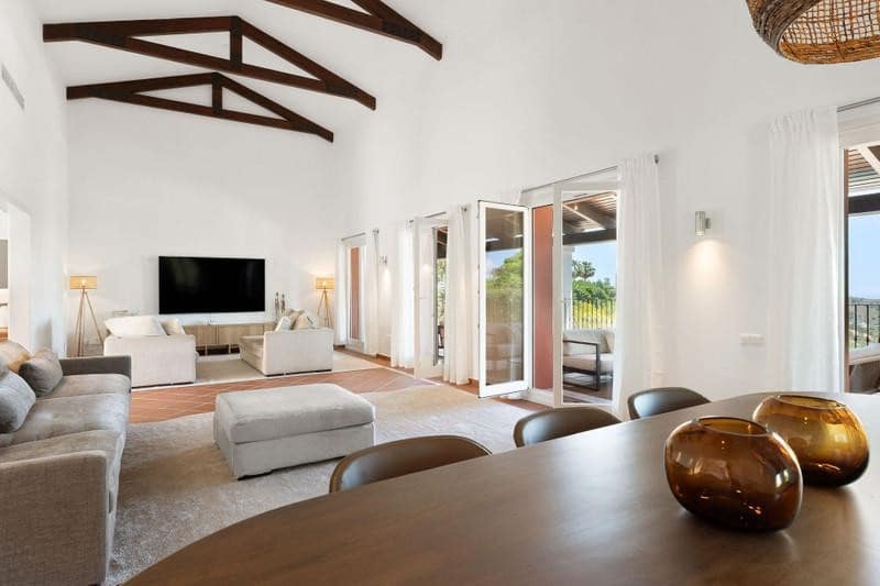 6 soveværelse Villa til leje i Benahavis med swimmingpool garage - € 9.500 (Ref: 10139046)