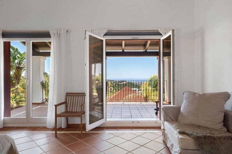 6 soveværelse Villa til leje i Benahavis med swimmingpool garage - € 9.500 (Ref: 10139046)
