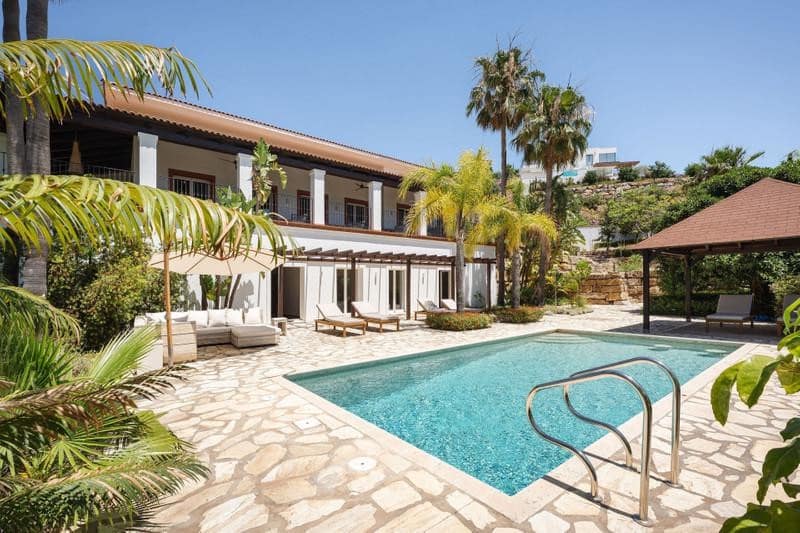 6 soveværelse Villa til leje i Benahavis med swimmingpool garage - € 9.500 (Ref: 10139046)