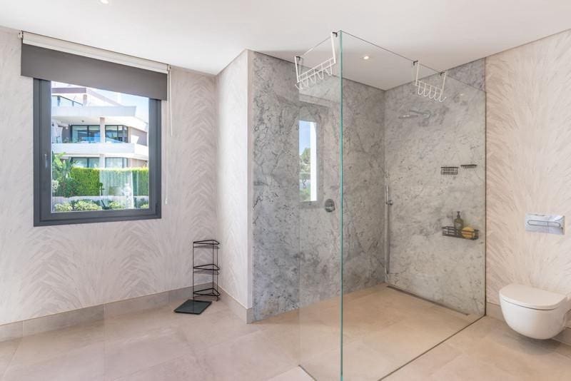 5 soveværelse Villa til salg i Marbella med swimmingpool garage - € 3.950.000 (Ref: 10139047)