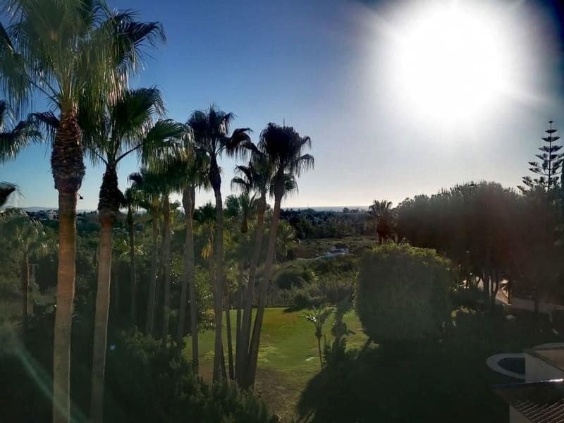 5 soveværelse Villa til leje i Estepona med swimmingpool garage - € 8.000 (Ref: 10141616)