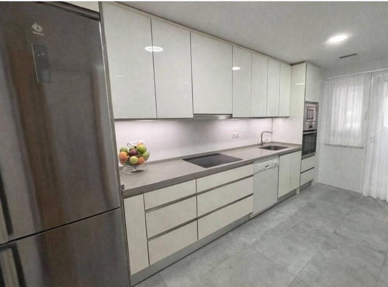 2 soveværelse Lejlighed til leje i Guadalmina med swimmingpool garage - € 2.000 (Ref: 10145715)