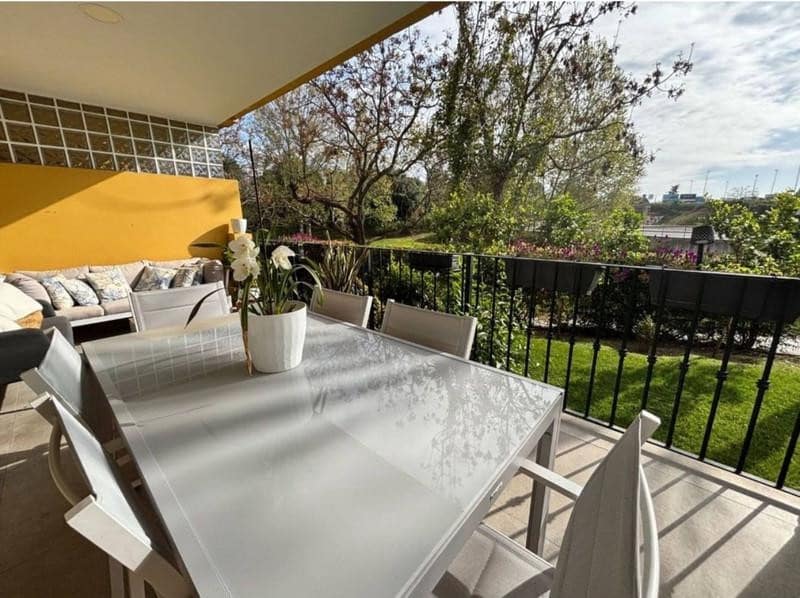 2 soveværelse Lejlighed til leje i Guadalmina med swimmingpool garage - € 2.000 (Ref: 10145715)