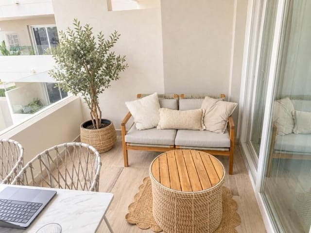 3 quarto Apartamento para arrendar em Rodeo Alto - Guadaiza - La Campana, Marbella com piscina garagem - 2 700 € (Ref: 10145716)