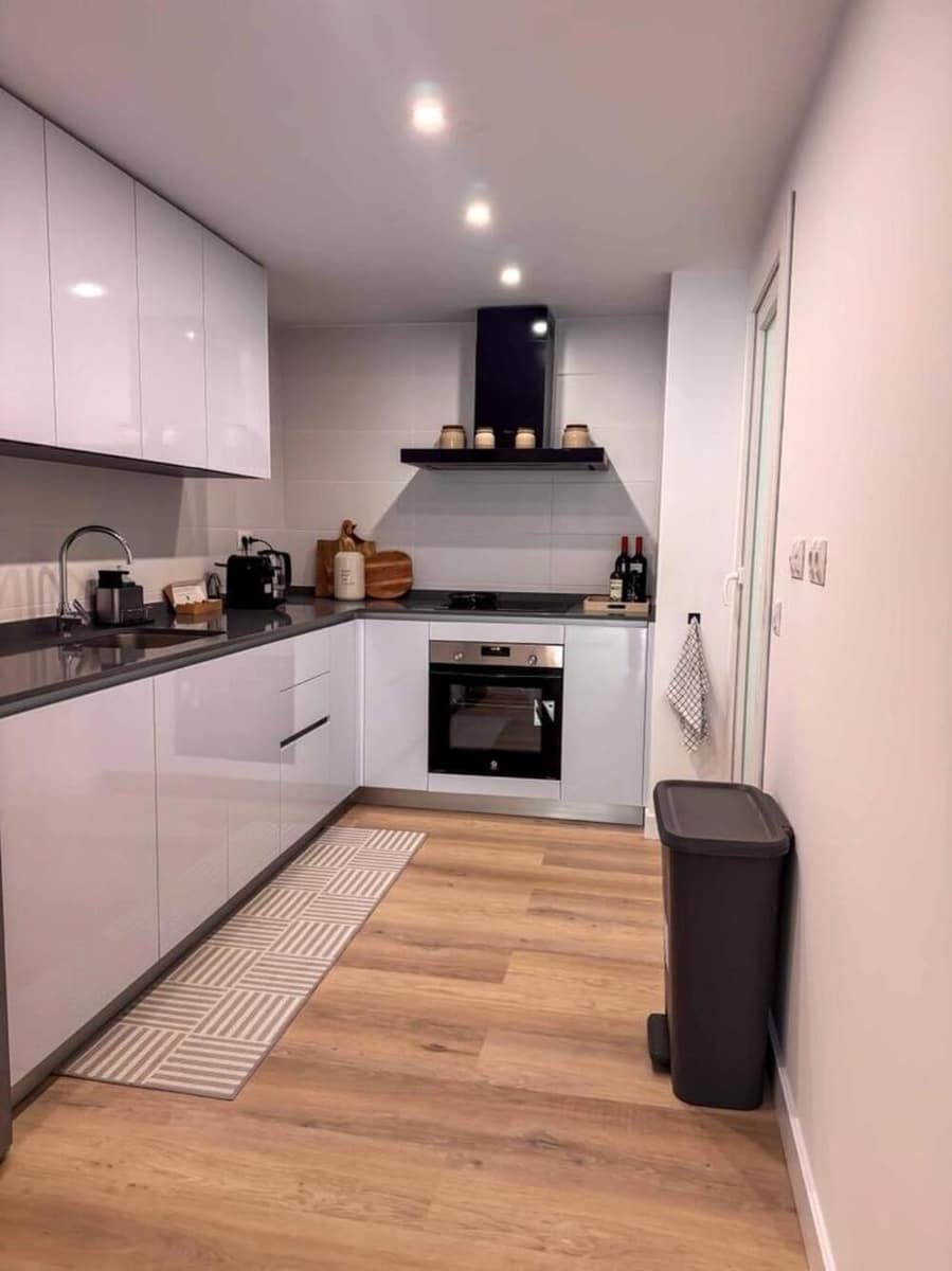 3 quarto Apartamento para arrendar em Marbella com piscina garagem - 2 700 € (Ref: 10145716)