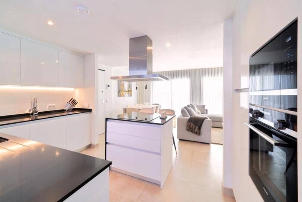 3 bedroom Apartment for sale in Benahavis with pool garage - € 767,000 (Ref: 10153289)