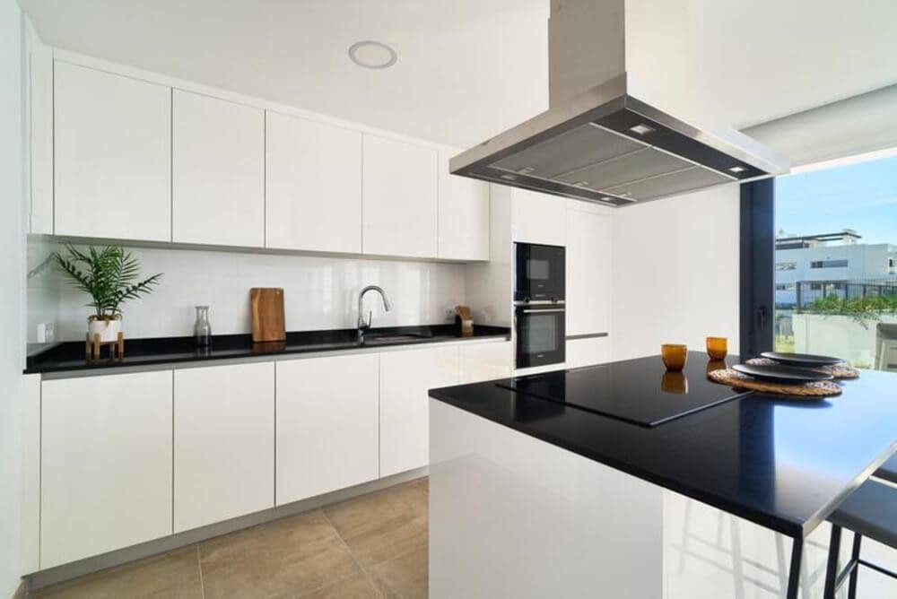 3 bedroom Apartment for sale in Benahavis with pool garage - € 767,000 (Ref: 10153289)