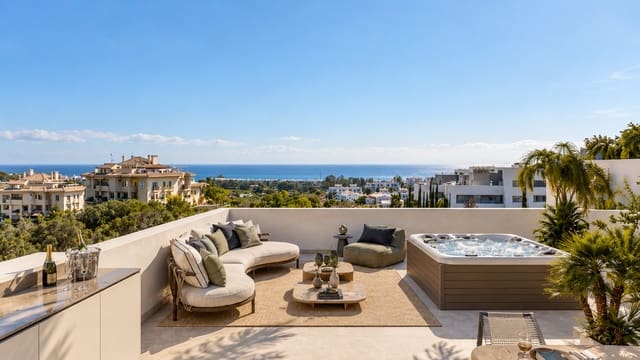 3 makuuhuone Paritalo myytävänä paikassa La Concha - Resina Golf, Estepona mukana uima-altaan 
autotalli - 1 468 000 € (Ref: 10153290)