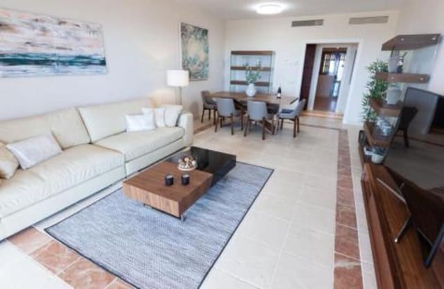 3 chambre Appartement à vendre à Los Flamingos, Benahavís avec piscine garage - 850 000 € (Ref: 10154534)