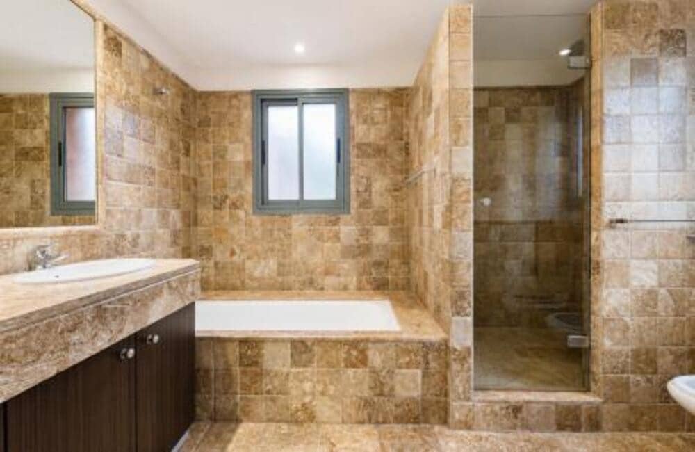 3 Zimmer Apartment zu vermieten in Benahavis mit Pool Garage - 3.500 € (Ref: 10154535)