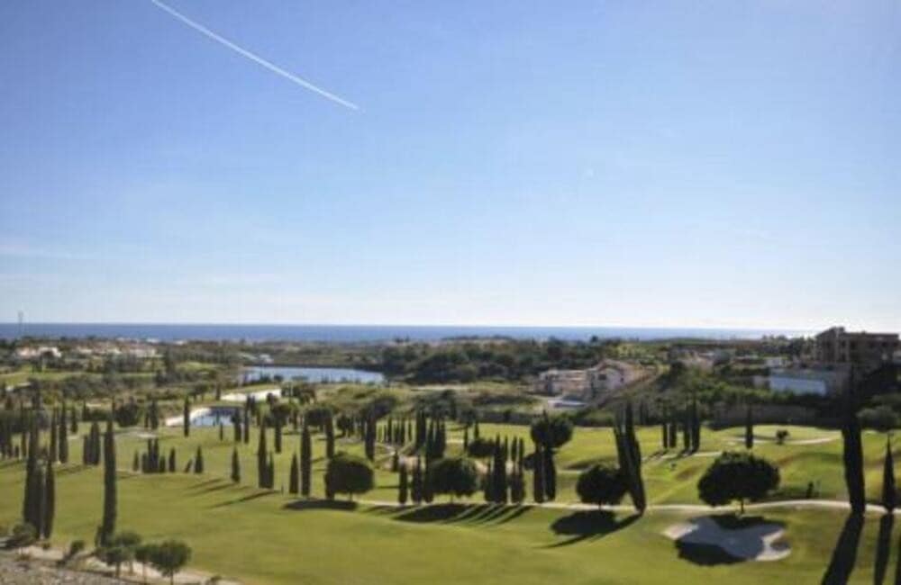 3 Zimmer Apartment zu vermieten in Benahavis mit Pool Garage - 3.500 € (Ref: 10154535)