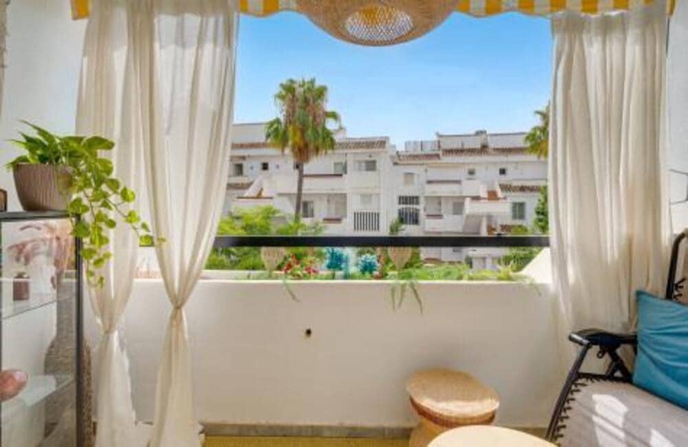 2 sovrum Lägenhet till salu i Riviera del Sol med pool - 299 000 € (Ref: 10154537)