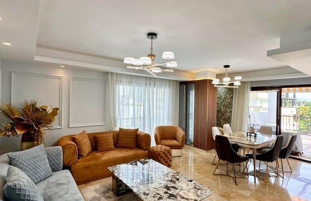 2 bedroom Apartment for rent in Lomas De Marbella, Marbella with pool garage - € 3,500 (Ref: 10154538)