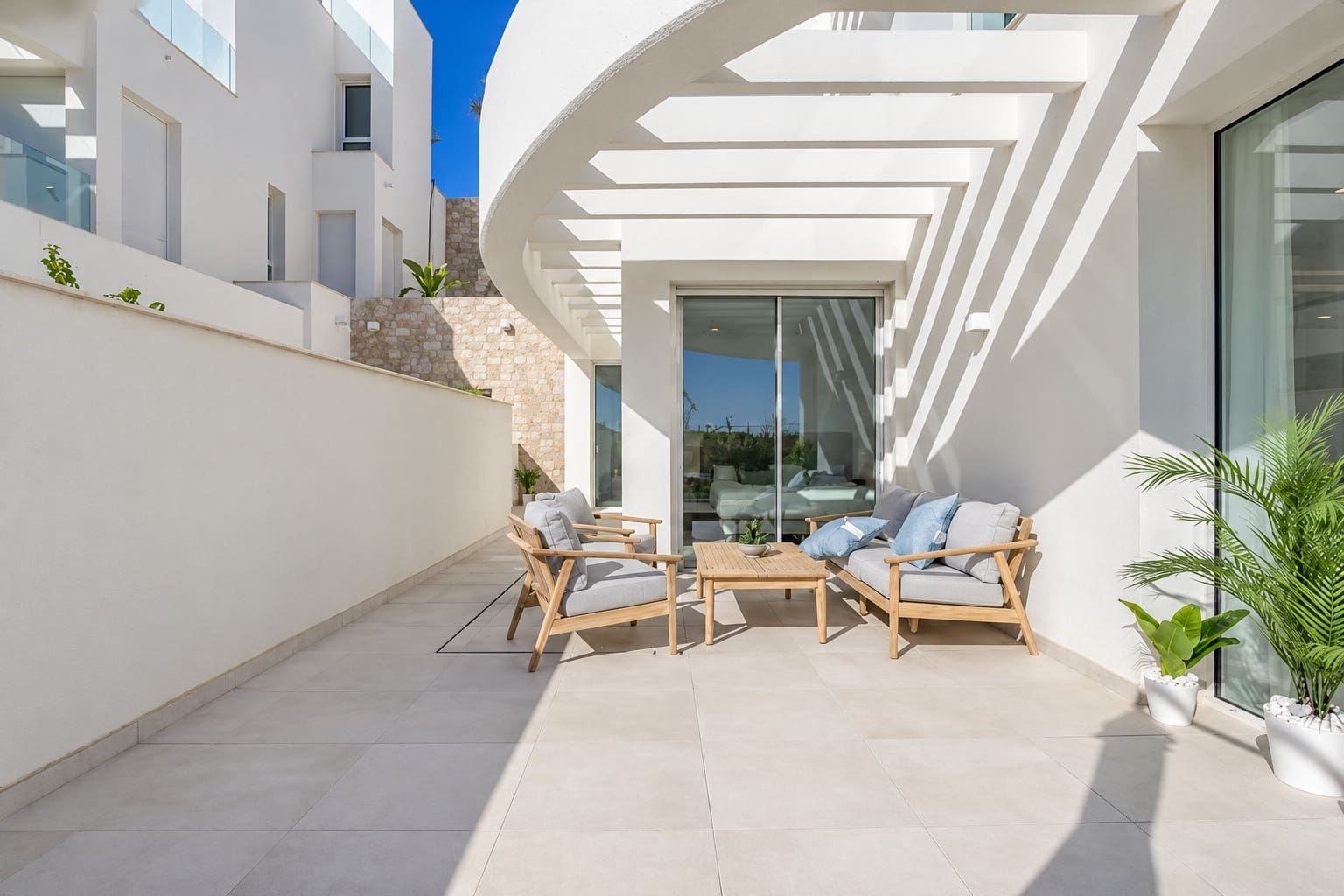 2 quarto Apartamento para arrendar em Mijas Costa com piscina garagem - 2 900 € (Ref: 10157154)