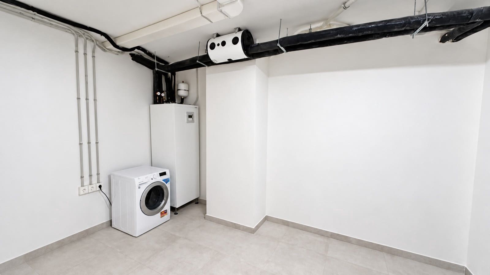 2 quarto Apartamento para arrendar em Mijas Costa com piscina garagem - 2 900 € (Ref: 10157154)