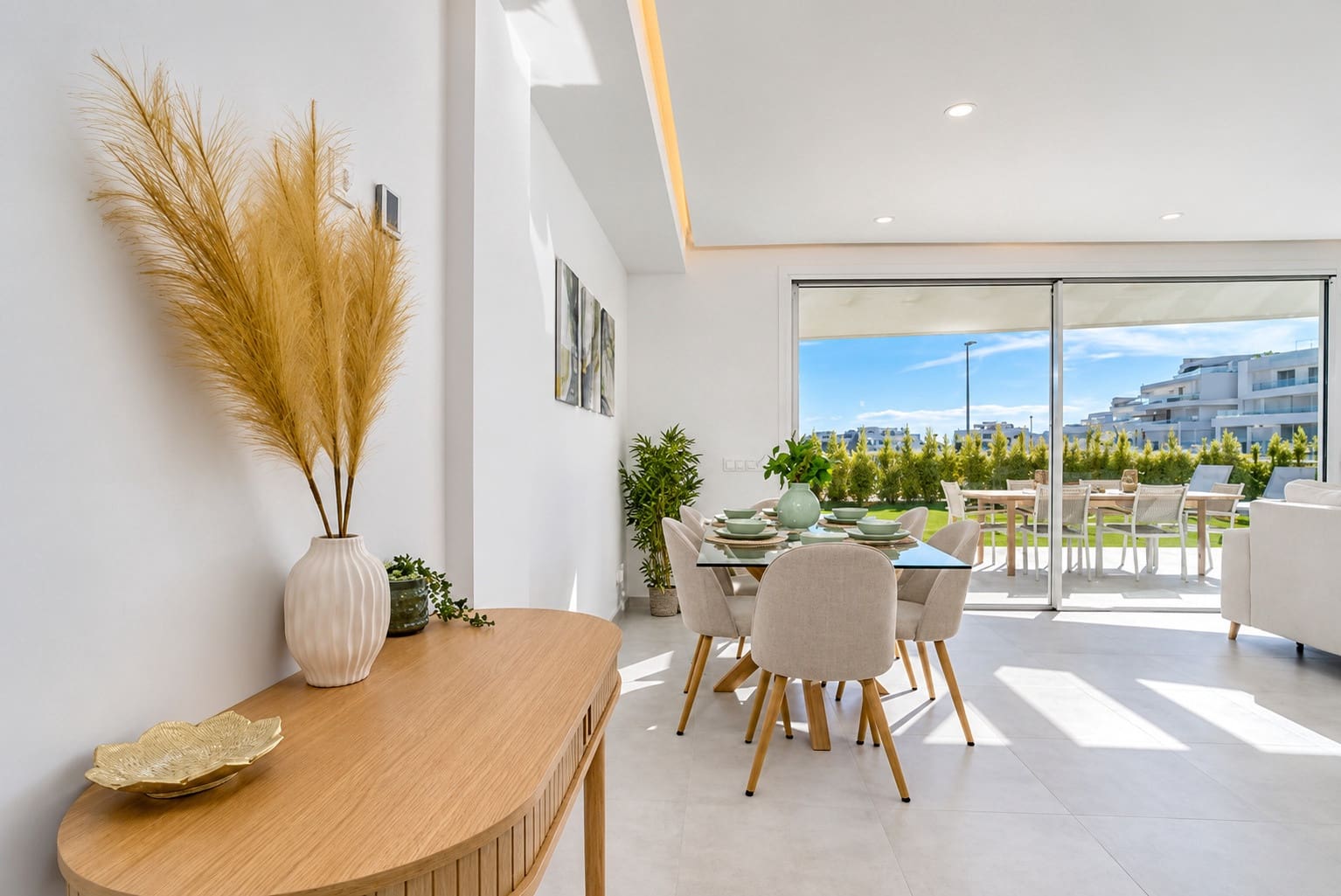 2 quarto Apartamento para arrendar em Mijas Costa com piscina garagem - 2 900 € (Ref: 10157154)