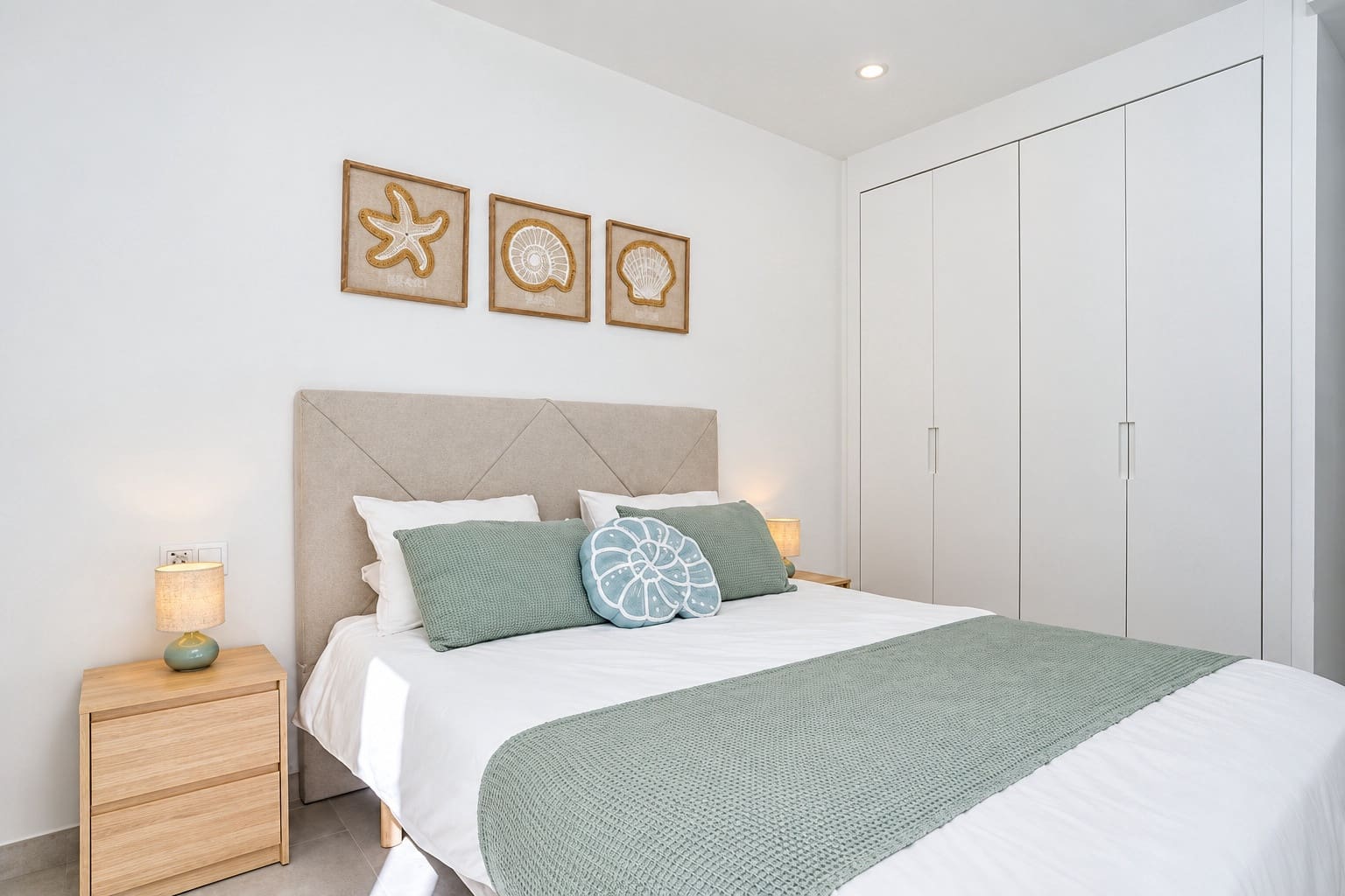 2 quarto Apartamento para arrendar em Mijas Costa com piscina garagem - 2 900 € (Ref: 10157154)