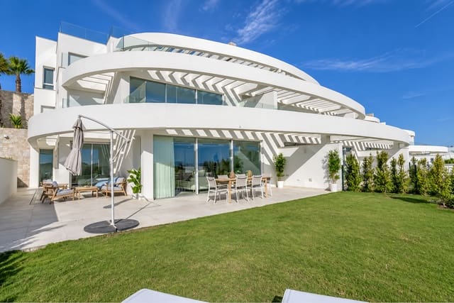 Apartamento de 2 habitaciones en La Cala de Mijas, Mijas en alquiler con piscina garaje - 2.900 € (Ref: 10157154)