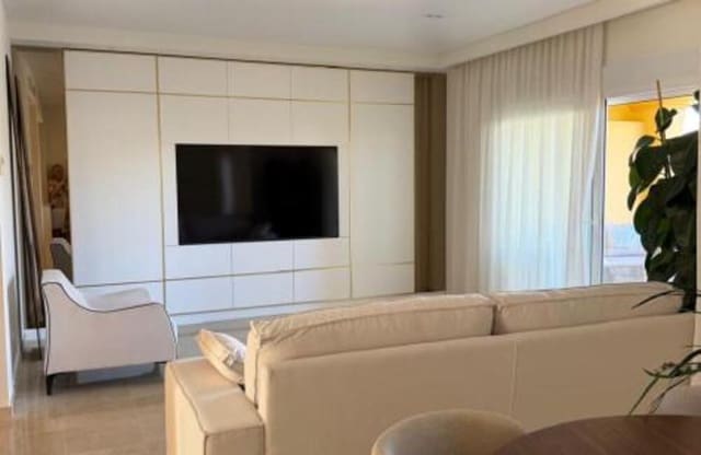 3 Zimmer Haus zu vermieten in Riviera del Sol, Mijas mit Pool Garage - 4.500 € (Ref: 10160865)