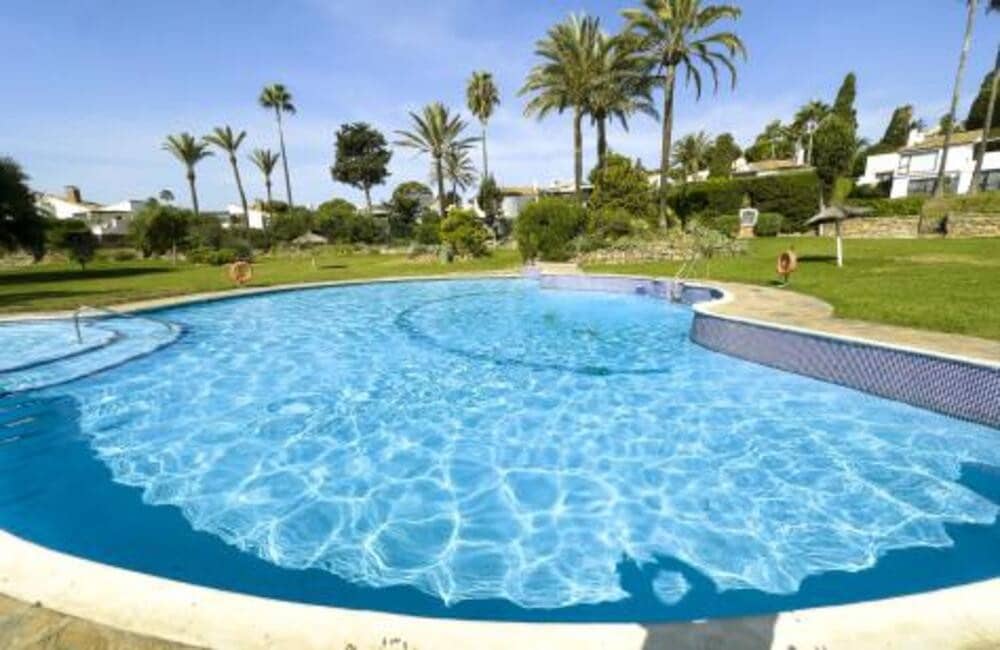 3 soveværelse Semi-Rækkehus til salg i Bahia Dorada med swimmingpool garage - € 599.000 (Ref: 10160866)