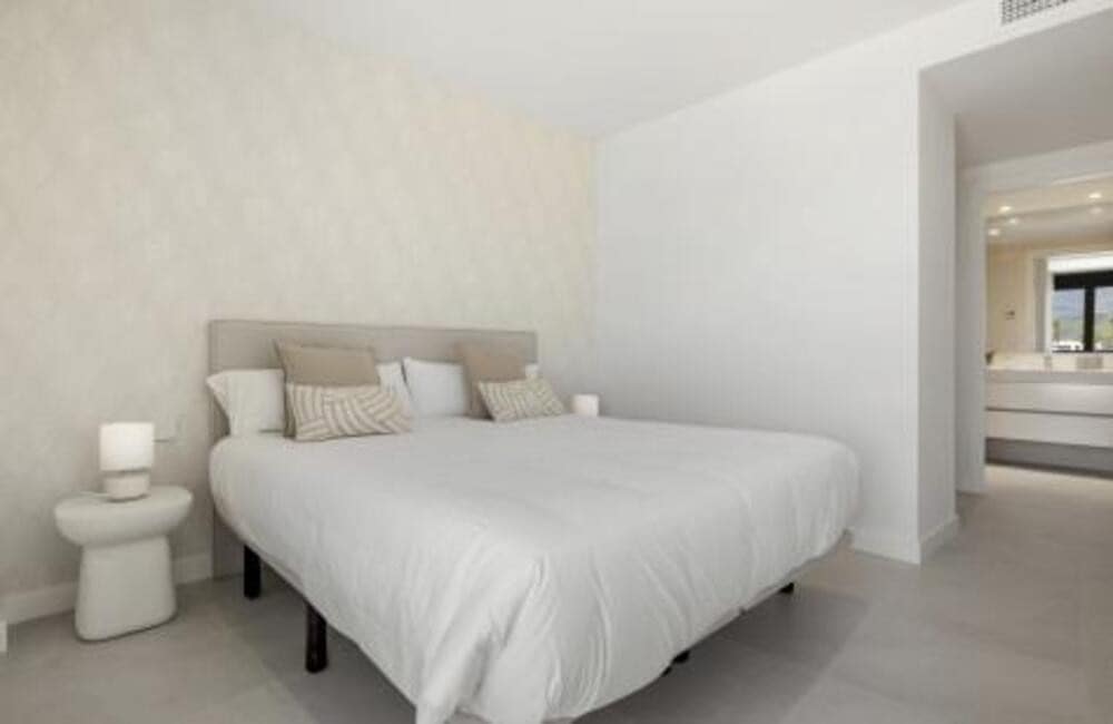 3 sypialnia Apartament do wynajęcia w New Golden Mile z basenem garażem - 3 600 € (Ref: 10160867)