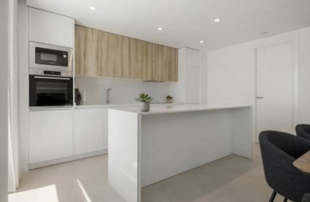 3 sypialnia Apartament do wynajęcia w New Golden Mile z basenem garażem - 3 600 € (Ref: 10160867)