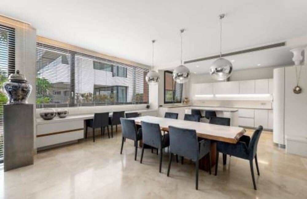 5 quarto Penthouse para arrendar em Marbella com piscina garagem - 11 500 € (Ref: 10160870)