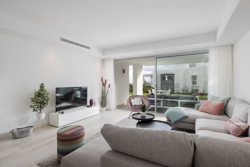 2 bedroom Apartment for sale in Casares with pool garage - € 575,000 (Ref: 10160871)