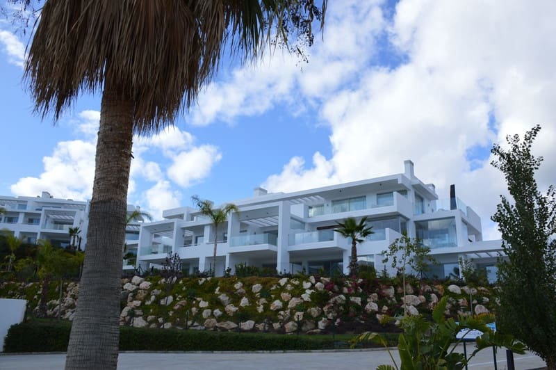 2 bedroom Apartment for sale in Casares with pool garage - € 575,000 (Ref: 10160871)