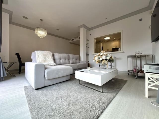 3 quarto Penthouse para arrendar em El Paraiso, Estepona - 3 500 € (Ref: 10160873)