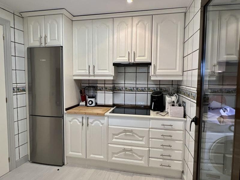 3 quarto Penthouse para arrendar em El Paraiso com piscina garagem - 3 500 € (Ref: 10160873)