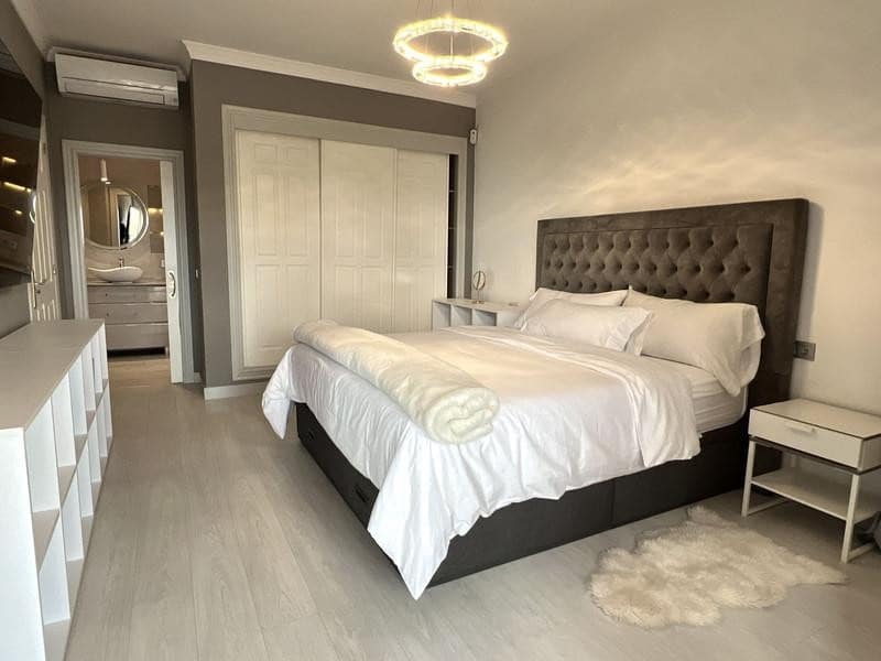 3 quarto Penthouse para arrendar em El Paraiso com piscina garagem - 3 500 € (Ref: 10160873)