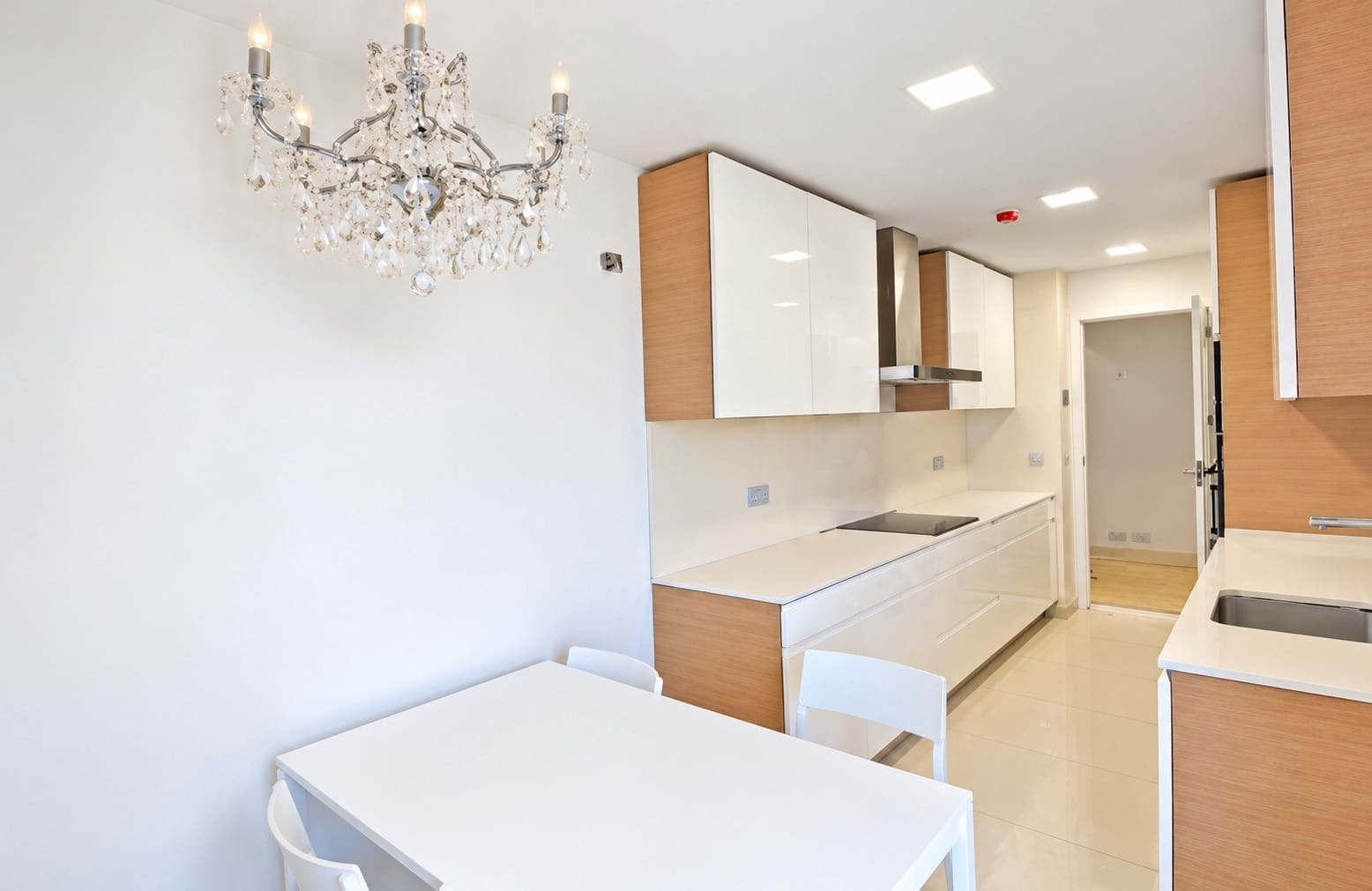 4 slaapkamer Penthouse te huur in Atalaya-Isdabe met zwembad garage - € 4.200 (Ref: 10164068)