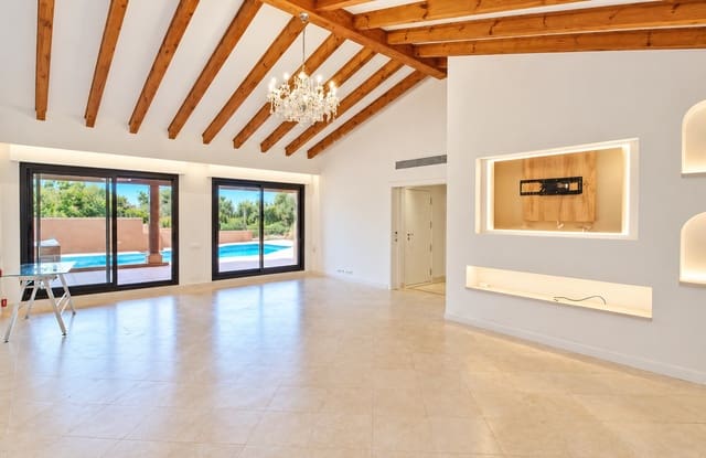 4 slaapkamer Penthouse te huur in Atalaya-Isdabe, Estepona met zwembad garage - € 4.200 (Ref: 10164068)