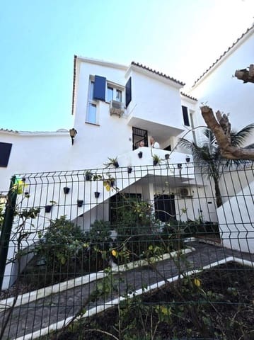 Apartamento de 2 habitaciones en Calahonda, Mijas en venta con piscina garaje - 355.000 € (Ref: 10164069)
