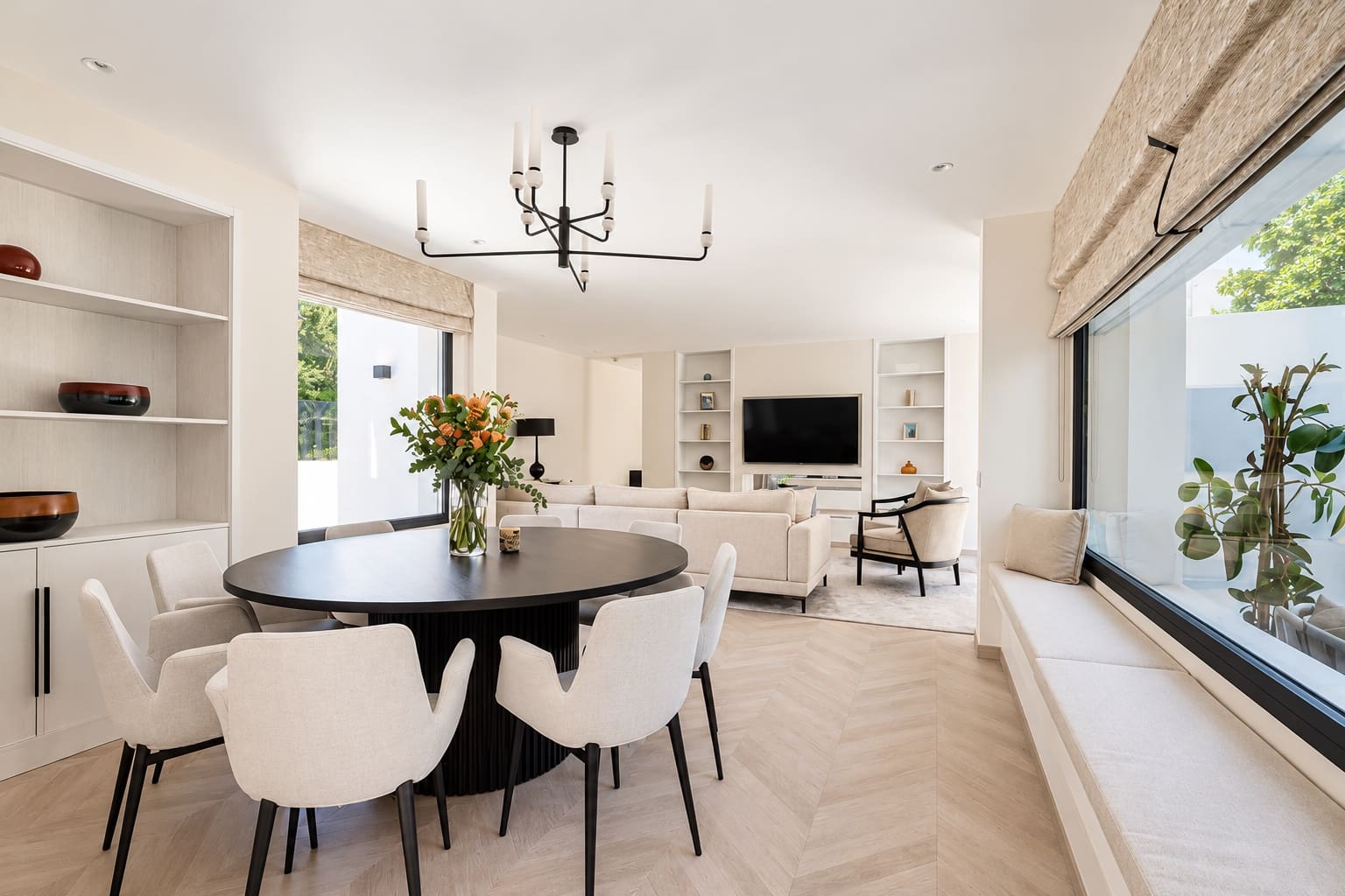 4 bedroom Villa for rent in Marbella with pool garage - € 16,000 (Ref: 10164070)